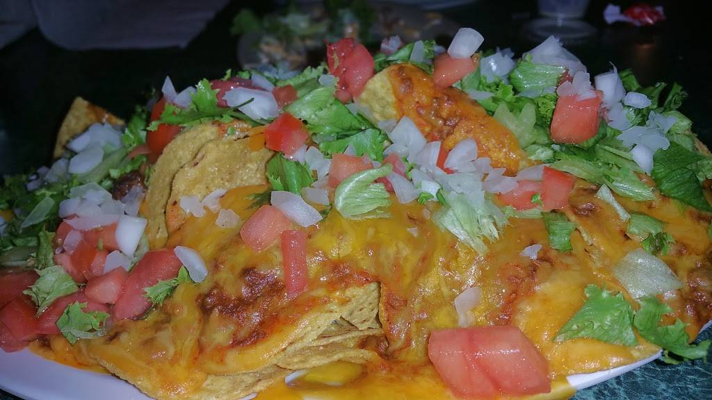 Clubhouse Food and Spirits | restaurant | 77 US-17, North Myrtle Beach, SC 29582, USA | 8432494573 OR +1 843-249-4573