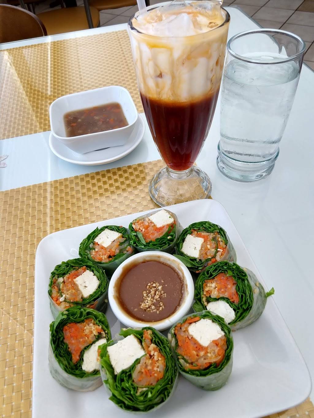 Loving Hut | restaurant | 3239 E Indian School Rd, Phoenix, AZ 85018, USA | 6022643480 OR +1 602-264-3480