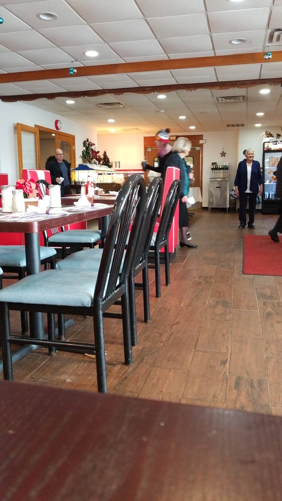 Rocky Family Restaurant | restaurant | 4055 Conrad Weiser Pkwy, Womelsdorf, PA 19567, USA | 4849305134 OR +1 484-930-5134