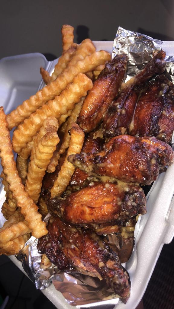 The Plugcookout | restaurant | 13201 Memorial Hwy, North Miami, FL 33161, USA | 7863551122 OR +1 786-355-1122