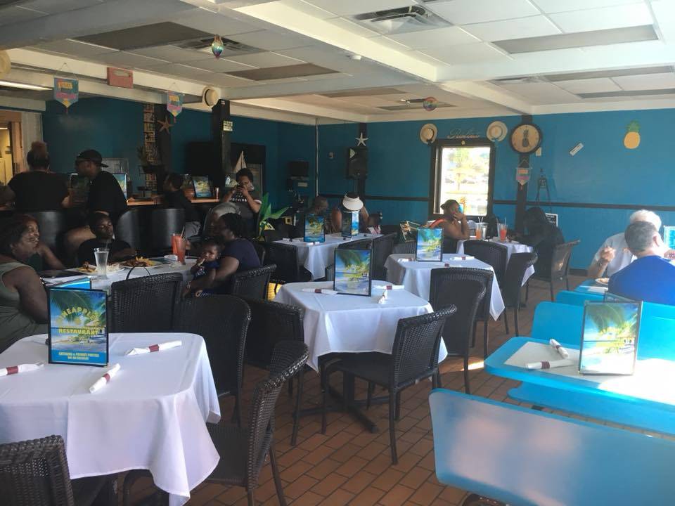 Pineapples Caribbean American Restaurant 2 | restaurant | 5880 Normandy Blvd, Jacksonville, FL 32205, USA | 9045805837 OR +1 904-580-5837