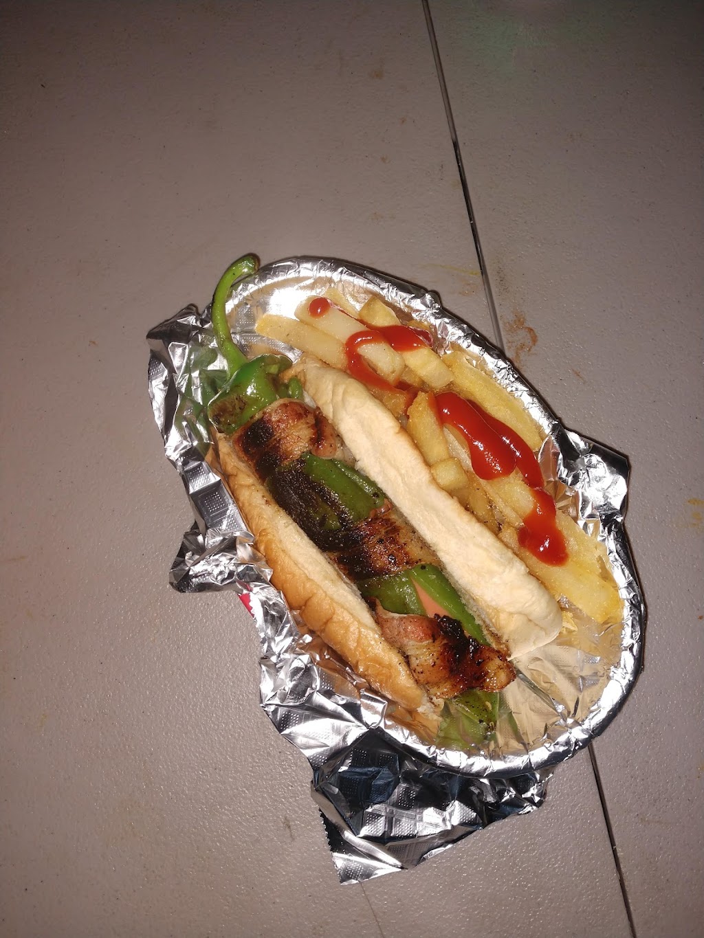 Triple E Hot Dogs | restaurant | 15126 S Avenue B, Somerton, AZ 85350, USA | 9284881892 OR +1 928-488-1892