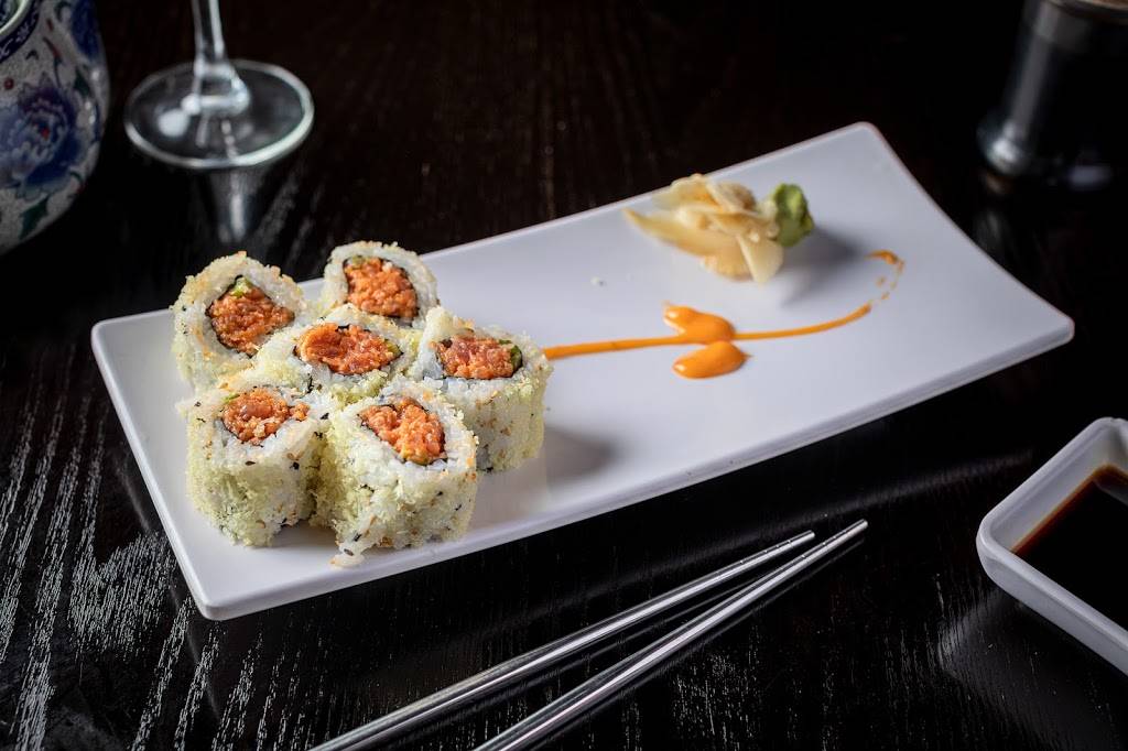 Sakura | meal delivery | 2507 W Fullerton Ave, Chicago, IL 60647, USA | 7737724412 OR +1 773-772-4412