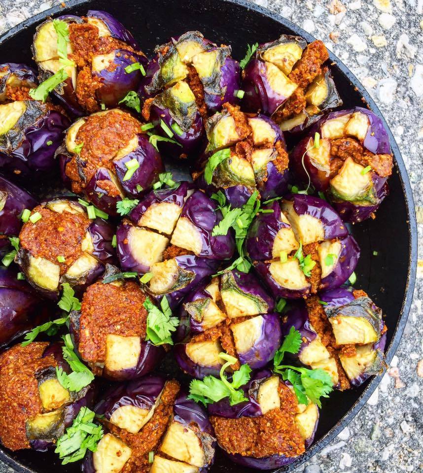 Meenas Fine Foods | restaurant | 1295 Morningside Ave #22, Scarborough, ON M1B 4Z4, Canada | 4162871727 OR +1 416-287-1727