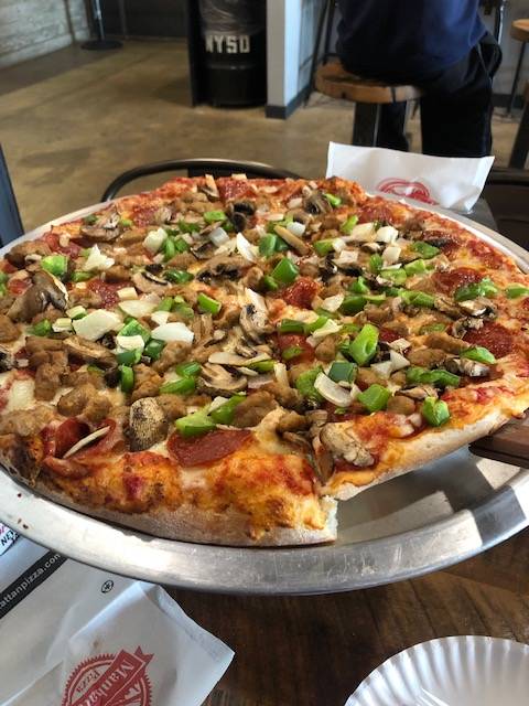 Manhattan Pizza | restaurant | 21800 Towncenter Plaza #255, Sterling, VA 20164, USA | 5719269069 OR +1 571-926-9069