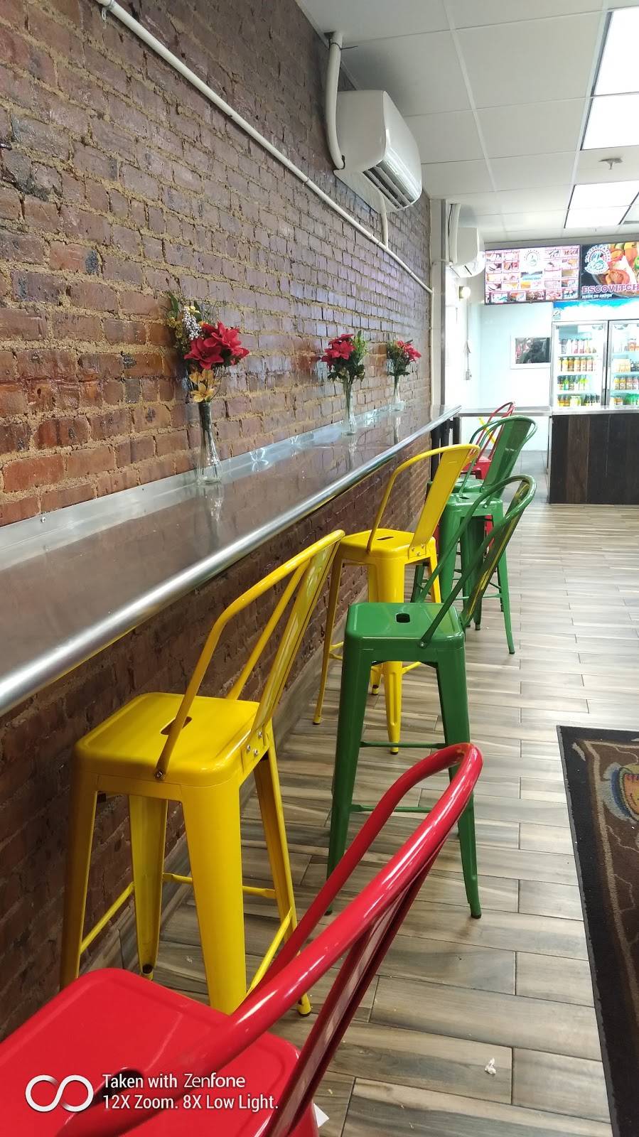 Tastee Pattee | restaurant | 987 Flatbush Ave, Brooklyn, NY 11226, USA | 7184841979 OR +1 718-484-1979