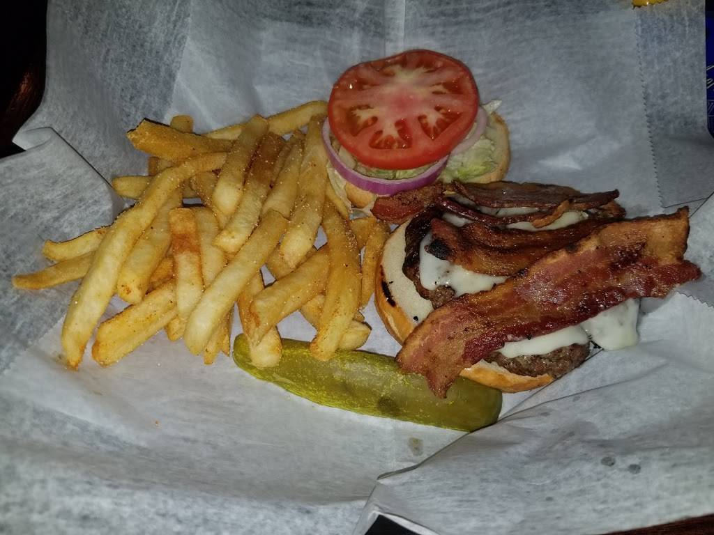 Fatties Pub | restaurant | 14420 John Humphrey Dr, Orland Park, IL 60467, USA | 7086454901 OR +1 708-645-4901