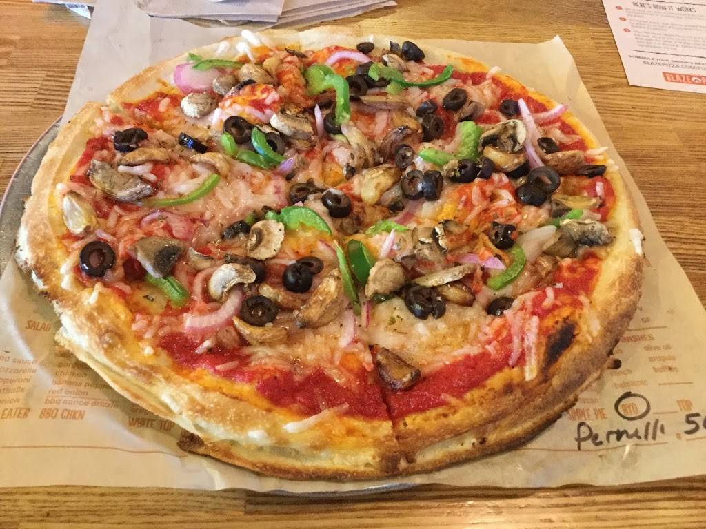 Blaze Pizza | meal takeaway | 7011 Executive Center Dr, Brentwood, TN 37027, USA | 6152450736 OR +1 615-245-0736