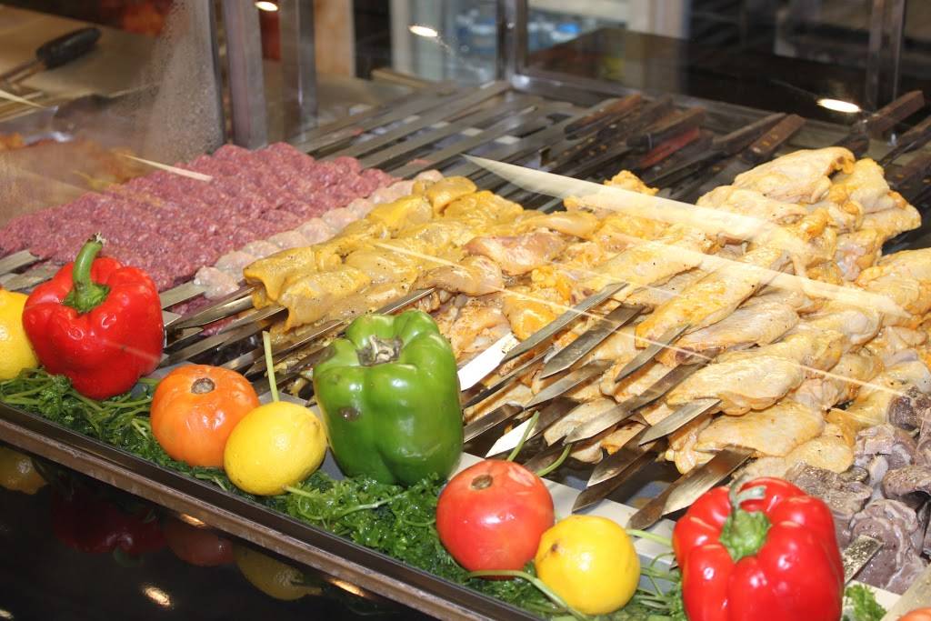 Cheminée Perse | restaurant | 6700 Chemin de la Côte-des-Neiges, Montréal, QC H3S 2B2, Canada | 5145649790 OR +1 514-564-9790