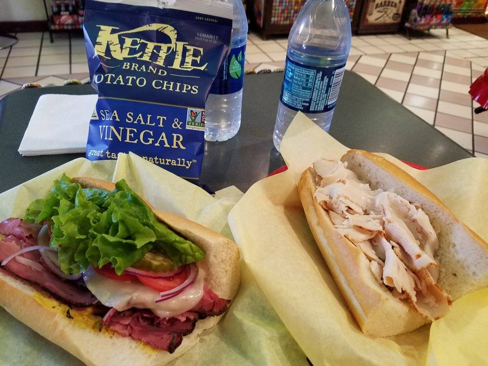 Plaza Deli | restaurant | 140 S Hope Ave A105, Santa Barbara, CA 93105, USA | 8056824410 OR +1 805-682-4410