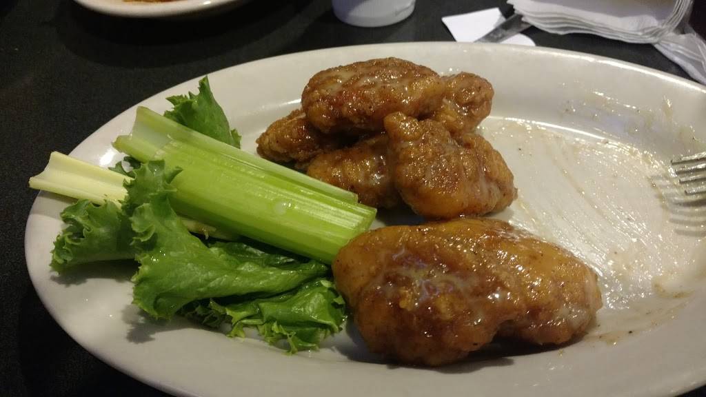 Big Red Restaurant & Sports Bar/Big Red Keno | restaurant | 8100 Cass St, Omaha, NE 68114, USA | 4023909495 OR +1 402-390-9495