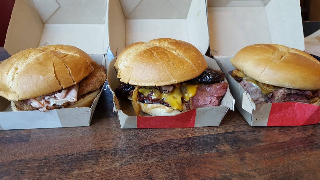 Arbys | restaurant | 2436 Pine Ridge Rd, Naples, FL 34109, USA | 2394342264 OR +1 239-434-2264