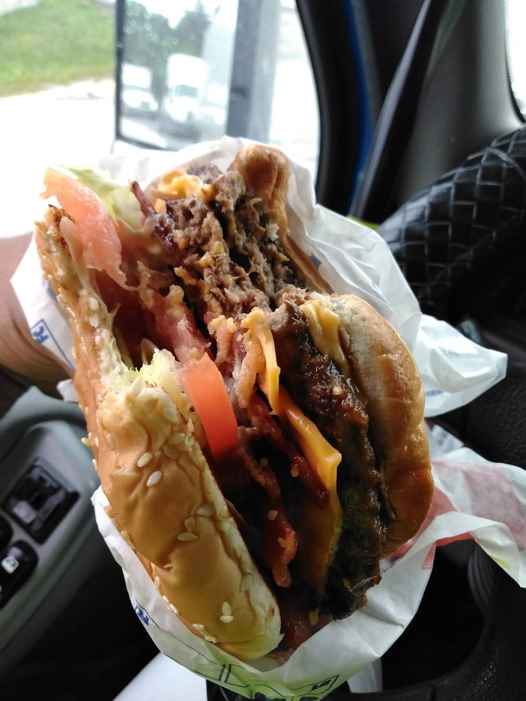 Burger King | restaurant | ME Turnpike South MM 56, Cumberland, ME 04021, USA | 2072451576 OR +1 207-245-1576