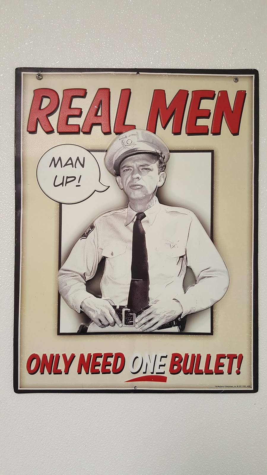 Hound Dog Hop | restaurant | 195 Sandusky St, Plymouth, OH 44865, USA | 4196871224 OR +1 419-687-1224