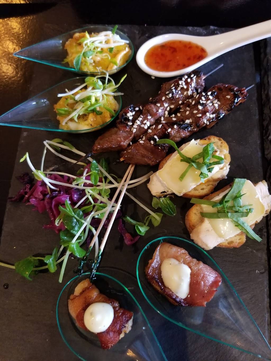 ALE - Amberwood Lounge & Eatery | night club | 54 Springbrook Dr, Stittsville, ON K2S 1B9, Canada | 6138312442 OR +1 613-831-2442