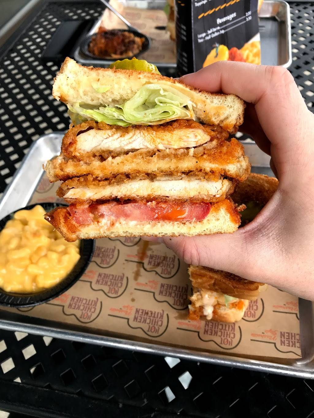 Hot Chicken Kitchen | restaurant | 28674 Telegraph Rd, Southfield, MI 48034, USA | 2482813041 OR +1 248-281-3041