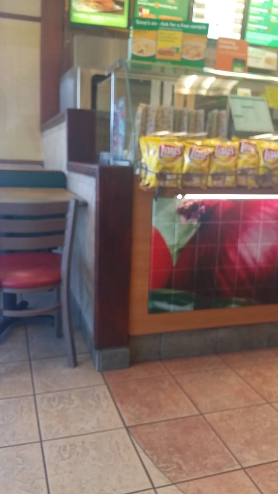 Subway | restaurant | 210 S Dixie Hwy, Lake Worth, FL 33460, USA | 5614931950 OR +1 561-493-1950