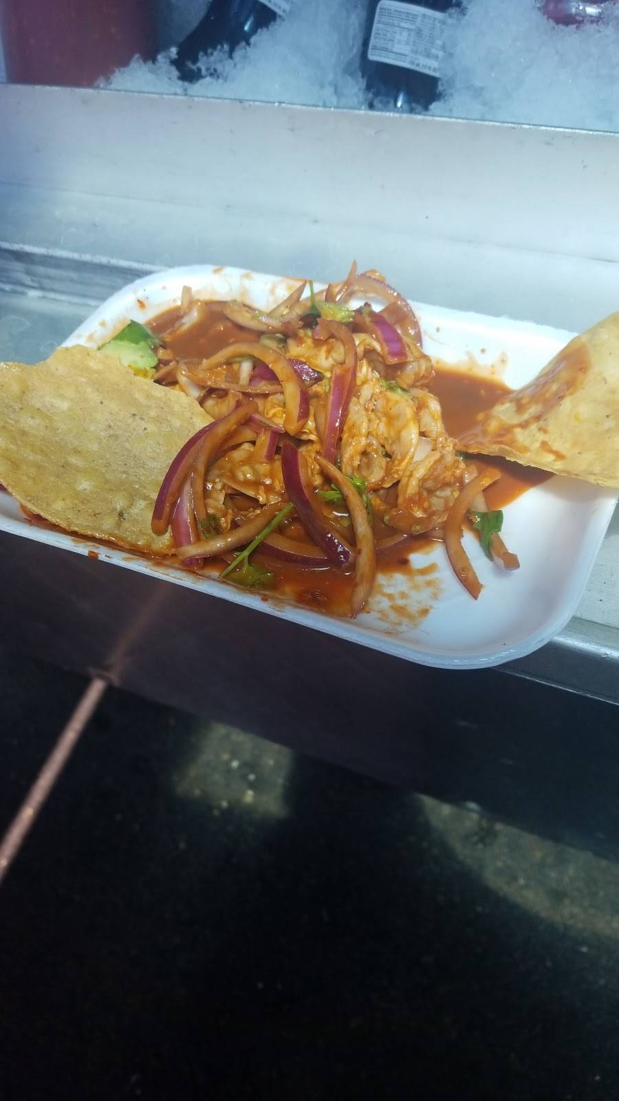 Mariscos La Bola | restaurant | 401 N Johnson Ave, El Cajon, CA 92020, USA | 6197171084 OR +1 619-717-1084