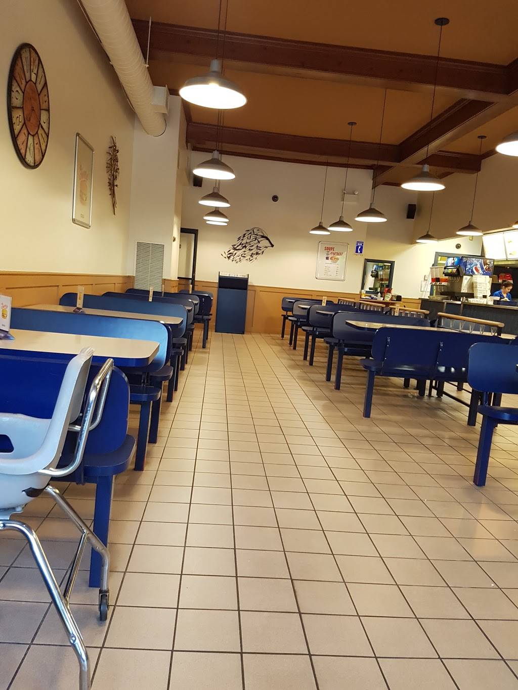 Valentine | restaurant | 70 Rue Principale, Granby, QC J2G 2T4, Canada | 4507775947 OR +1 450-777-5947