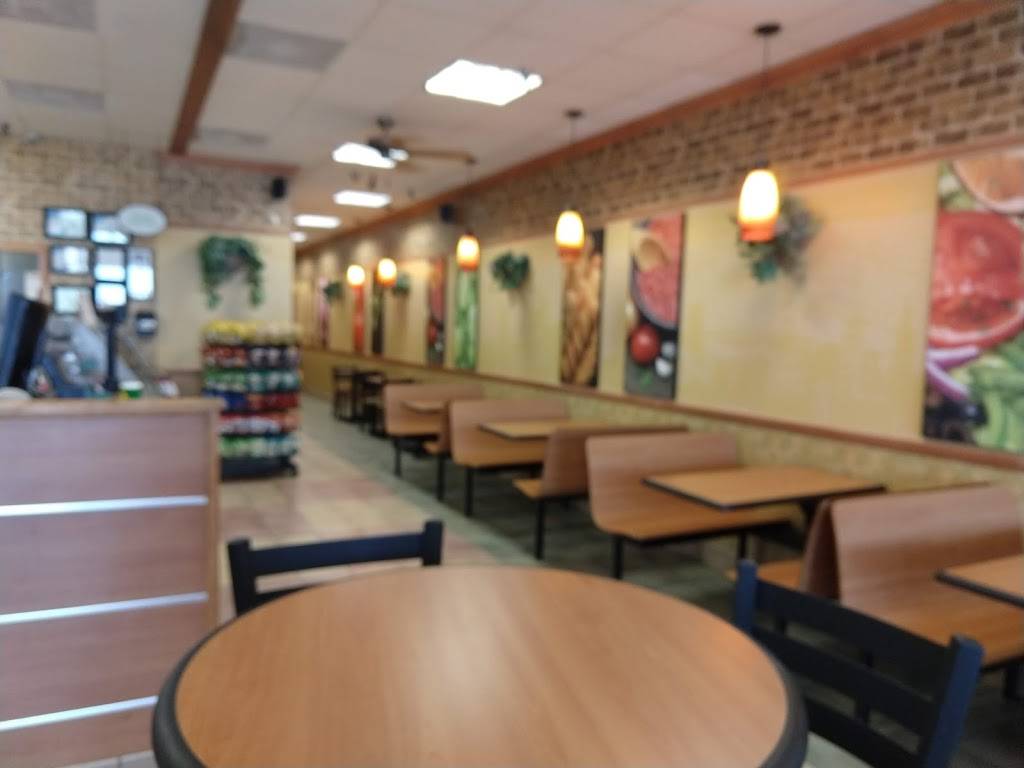 Subway | restaurant | 363 Venture Dr, Brunswick, GA 31525, USA | 9122620588 OR +1 912-262-0588