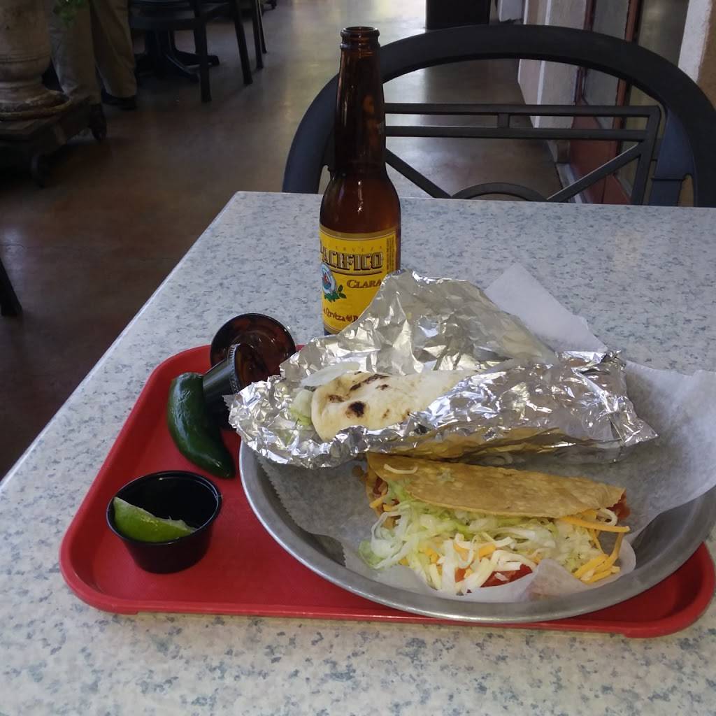 Vasquez Delicatessen | restaurant | 620 E Main St, Vacaville, CA 95688, USA | 7074482950 OR +1 707-448-2950