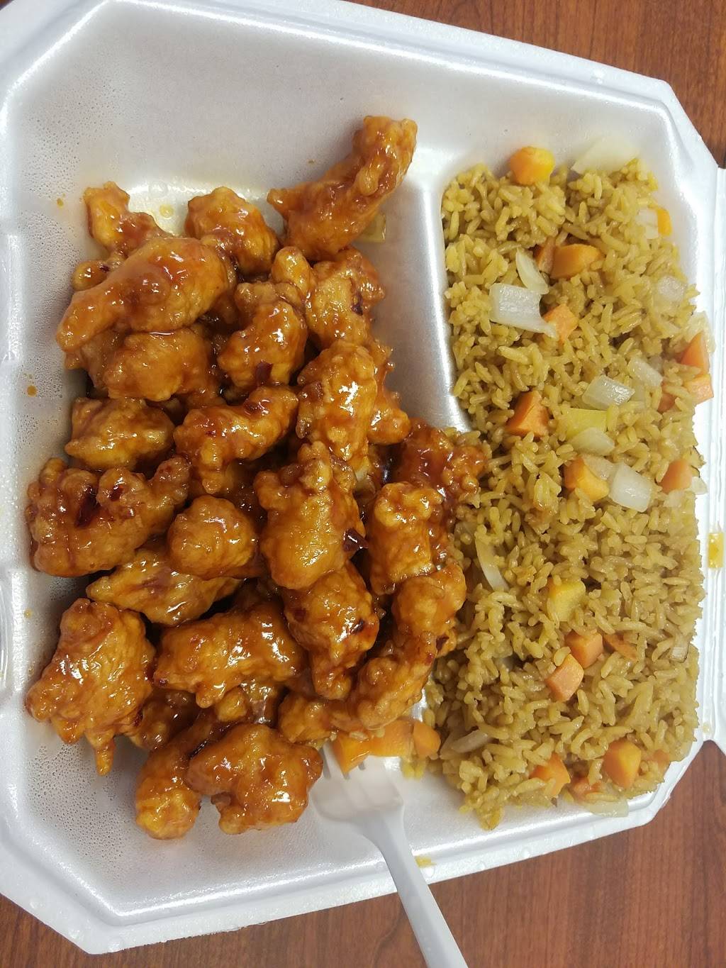 China Wok chinese | restaurant | 3605 Groometown Rd # 115, Greensboro, NC 27407, USA | 3368521900 OR +1 336-852-1900