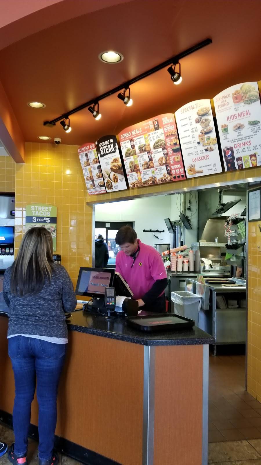 Taco Johns | restaurant | 2121 Hubbell Ave, Des Moines, IA 50317, USA | 5152625211 OR +1 515-262-5211