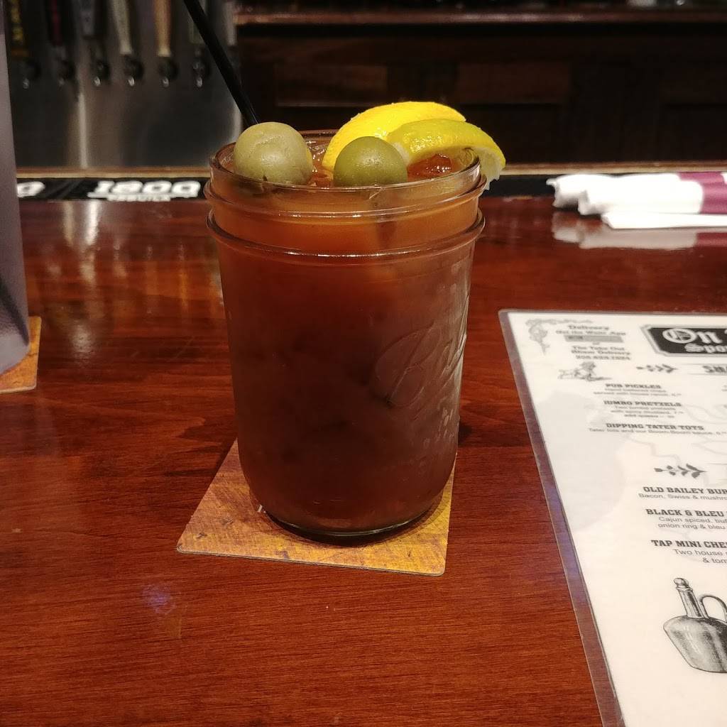 On Tap Sports Cafe - Fultondale | restaurant | 1200 Main St, Fultondale, AL 35068, USA | 2057454888 OR +1 205-745-4888