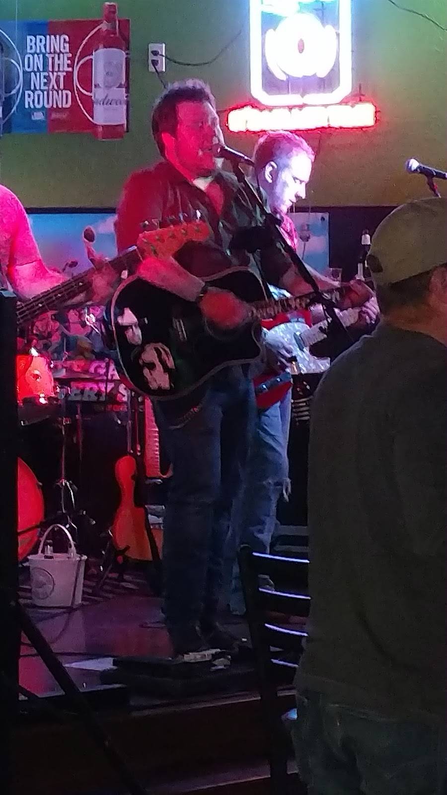 C.J. OMalleys Irish Pub | restaurant | 682 Corylus Dr SW, Pataskala, OH 43062, USA | 7409642111 OR +1 740-964-2111