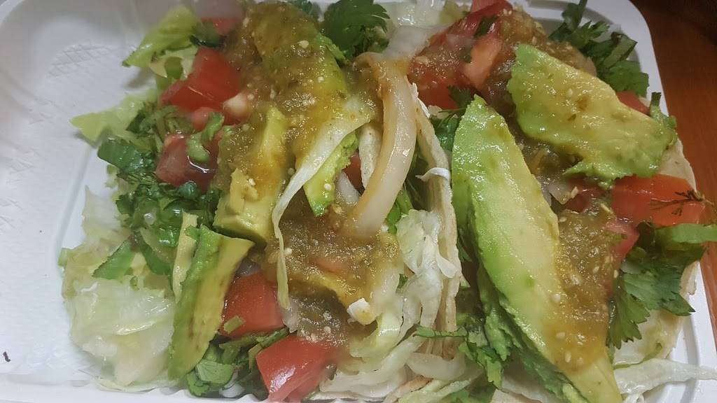 Lupitas Tiendita Deli & Grocery | restaurant | 11232, Brooklyn, NY 11232, USA | 6315688898 OR +1 631-568-8898