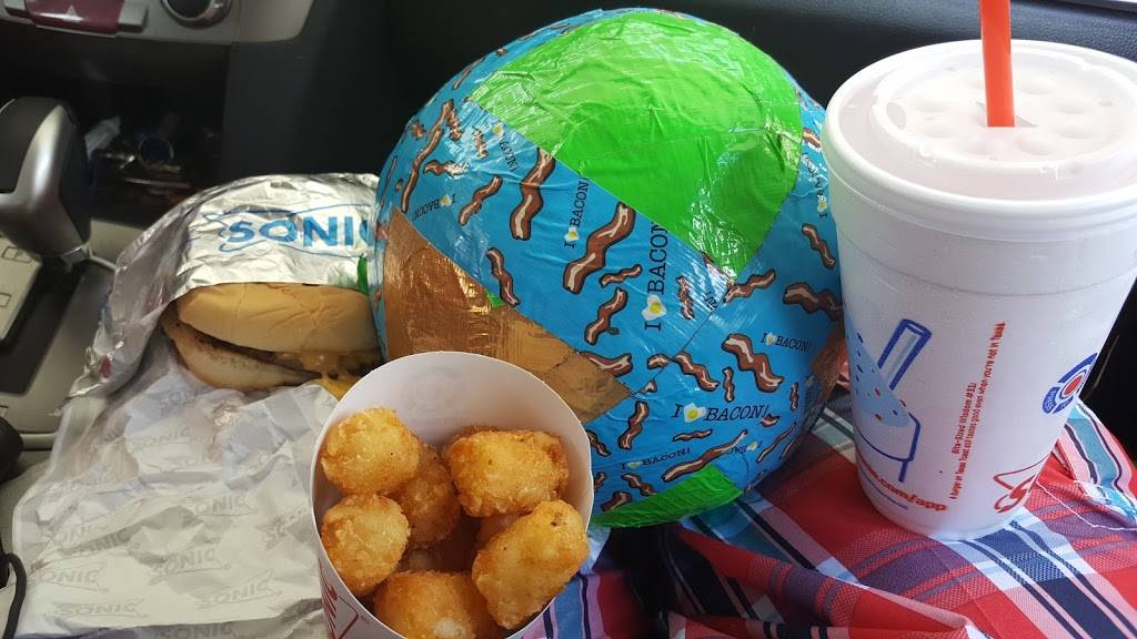 Sonic Drive-In | restaurant | 137 Sea Island Pkwy, Beaufort, SC 29902, USA | 8439869607 OR +1 843-986-9607