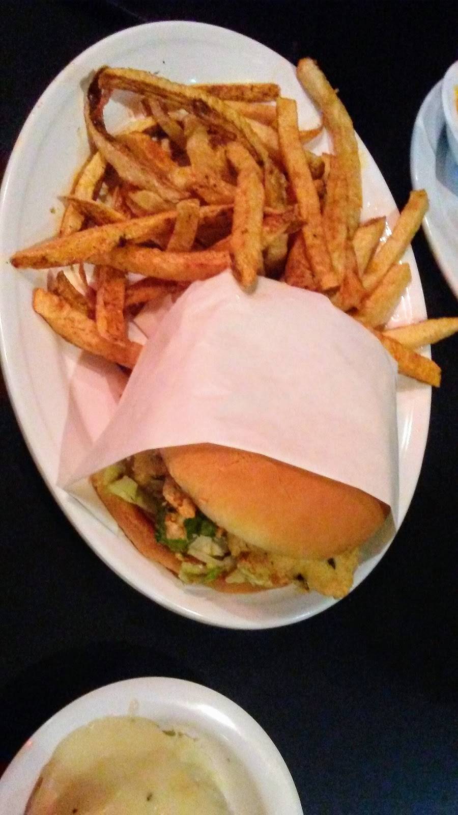 Dixie House Cafe | cafe | 5401 S Hulen St, Fort Worth, TX 76132, USA | 8173618500 OR +1 817-361-8500