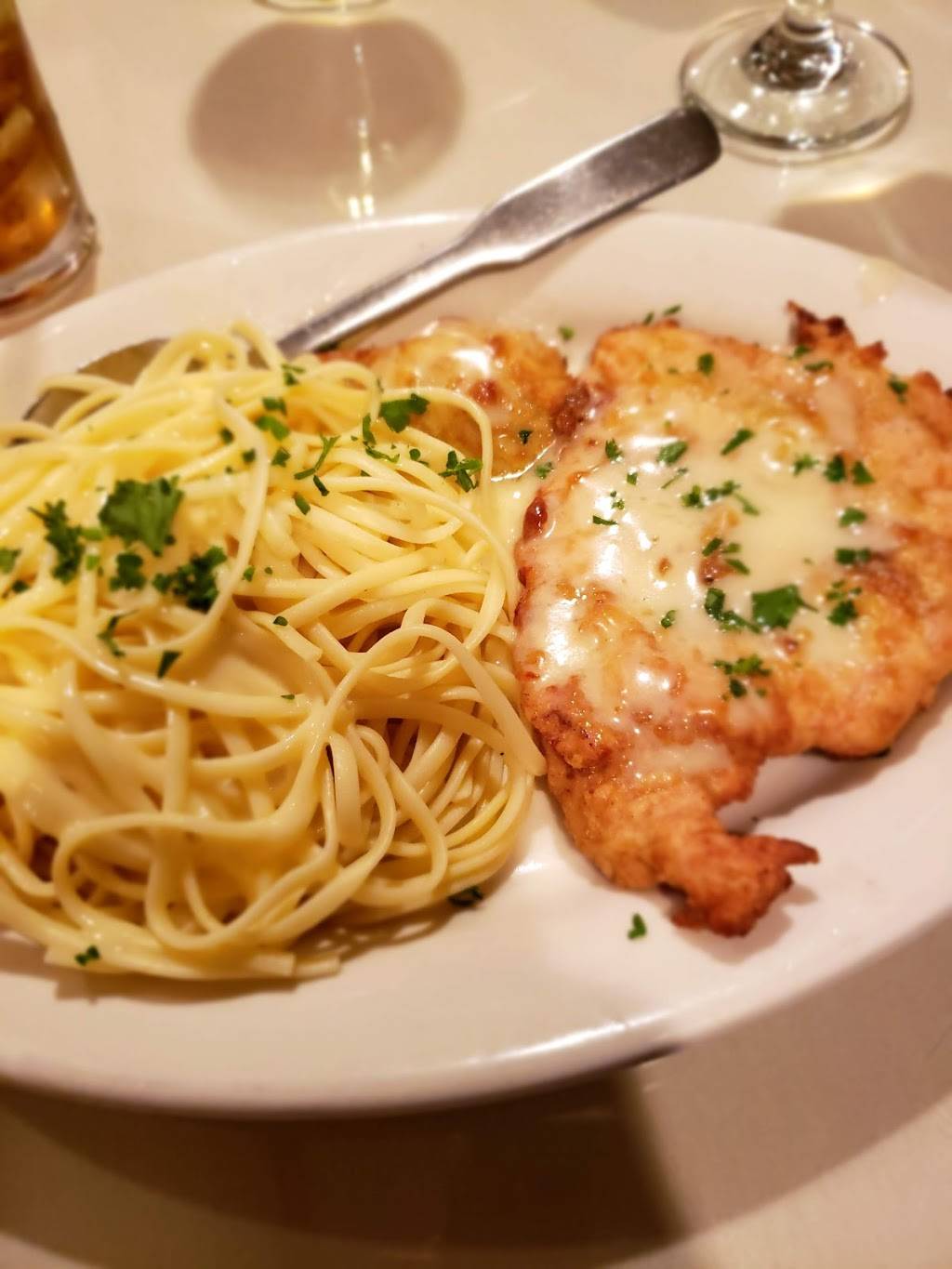 Fratellos Italian Restaurant | restaurant | 32085 Electric Blvd, Avon Lake, OH 44012, USA | 4409333380 OR +1 440-933-3380