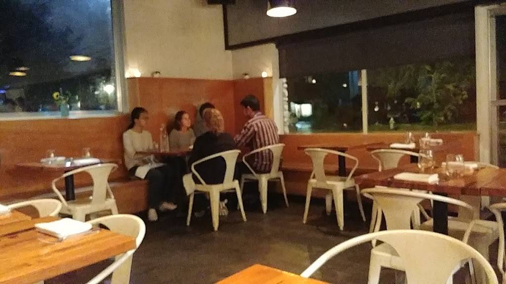 Foreign & Domestic | restaurant | 306 E 53rd St, Austin, TX 78751, USA | 5124591010 OR +1 512-459-1010