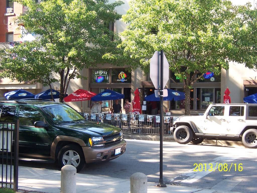 Turtles Bar & Grill | restaurant | 238 W 33rd St, Chicago, IL 60616, USA | 3122257333 OR +1 312-225-7333