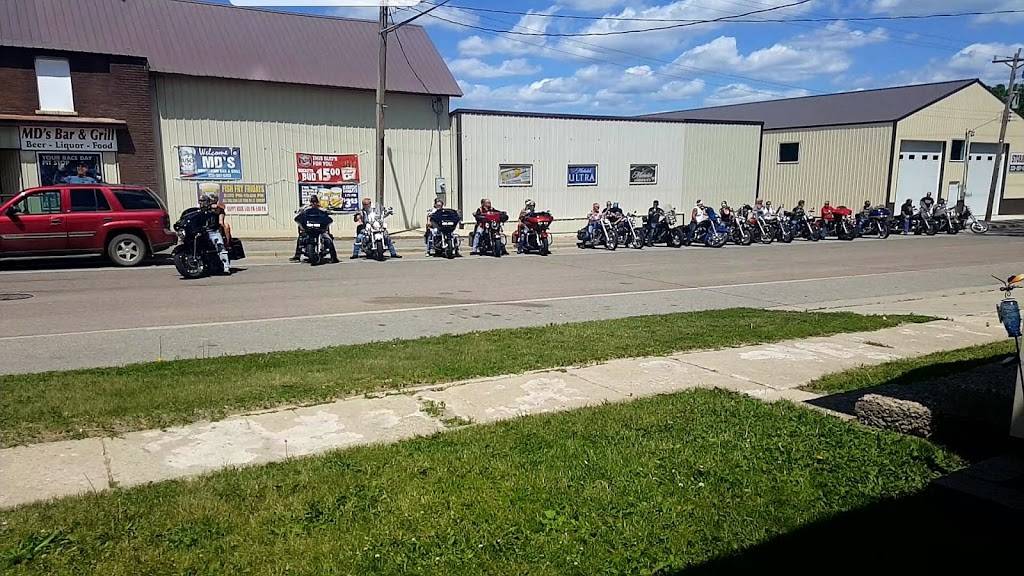 MDs Downtown Bar & Grill | restaurant | 351 1st St, Roscoe, MN 56371, USA | 3205975353 OR +1 320-597-5353