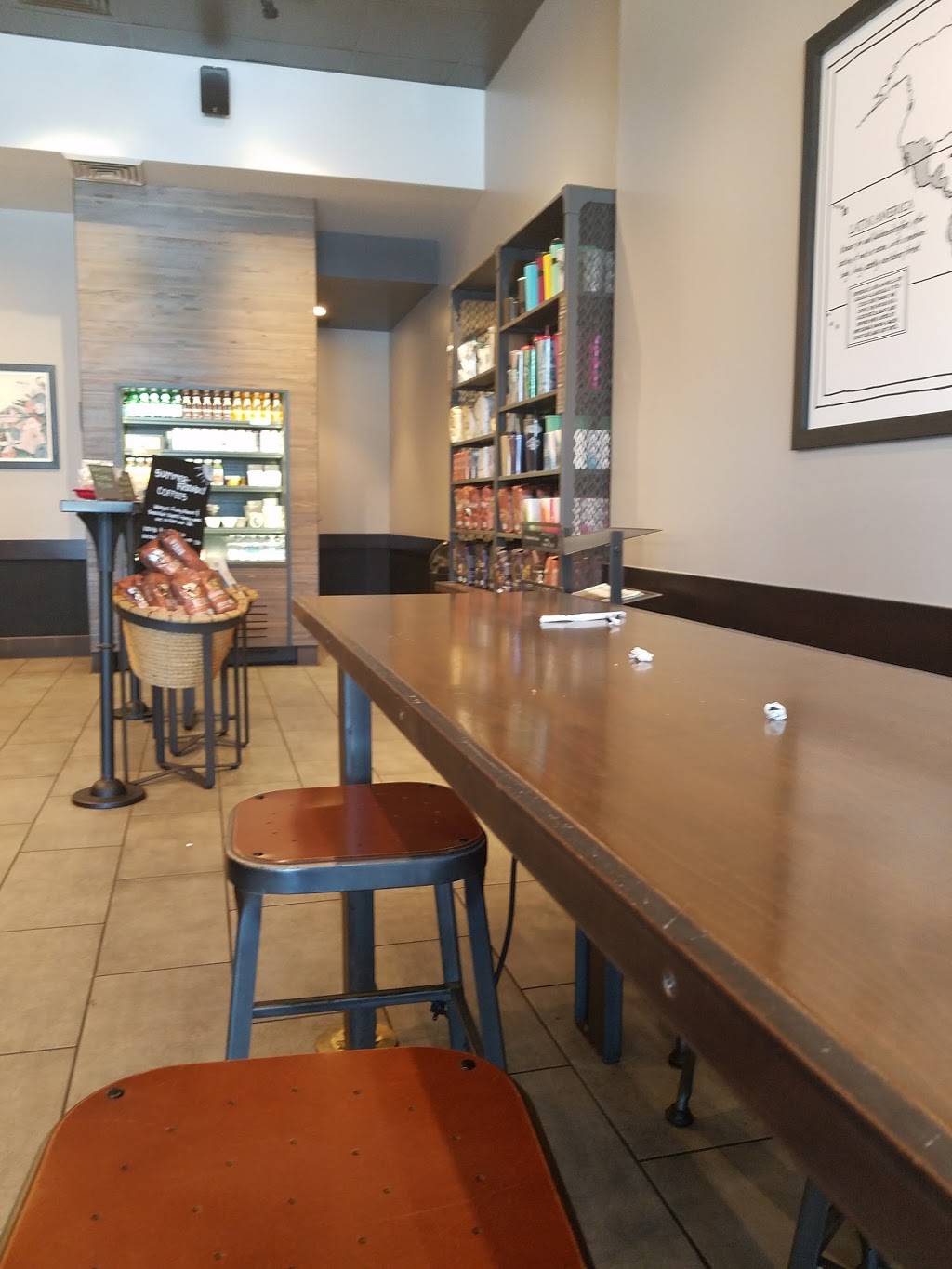 Starbucks | cafe | 1611 E Channel Islands Blvd, Oxnard, CA 93033, USA | 8052470113 OR +1 805-247-0113