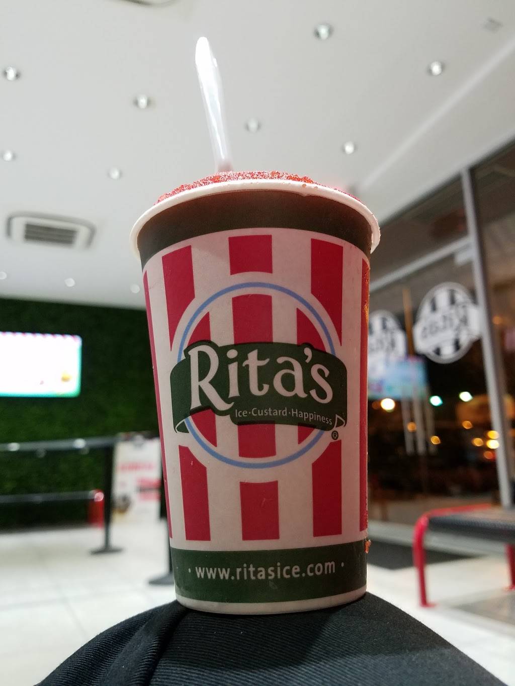 Ritas Italian Ice & Frozen Custard | restaurant | 296 Central Ave, Lawrence, NY 11559, USA | 5162397482 OR +1 516-239-7482