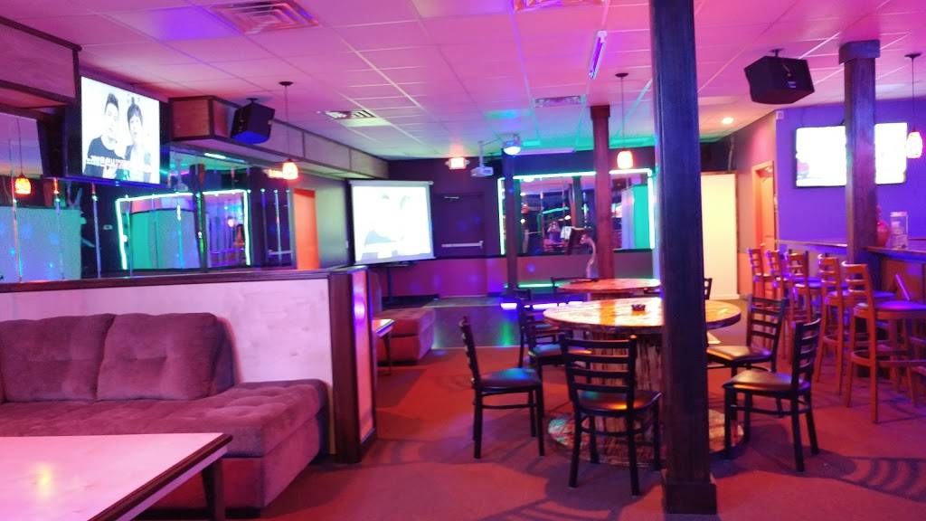 C & J Karaoke Bar | restaurant | 15090 Fort Campbell Blvd, Oak Grove, KY 42262, USA | 2706975300 OR +1 270-697-5300