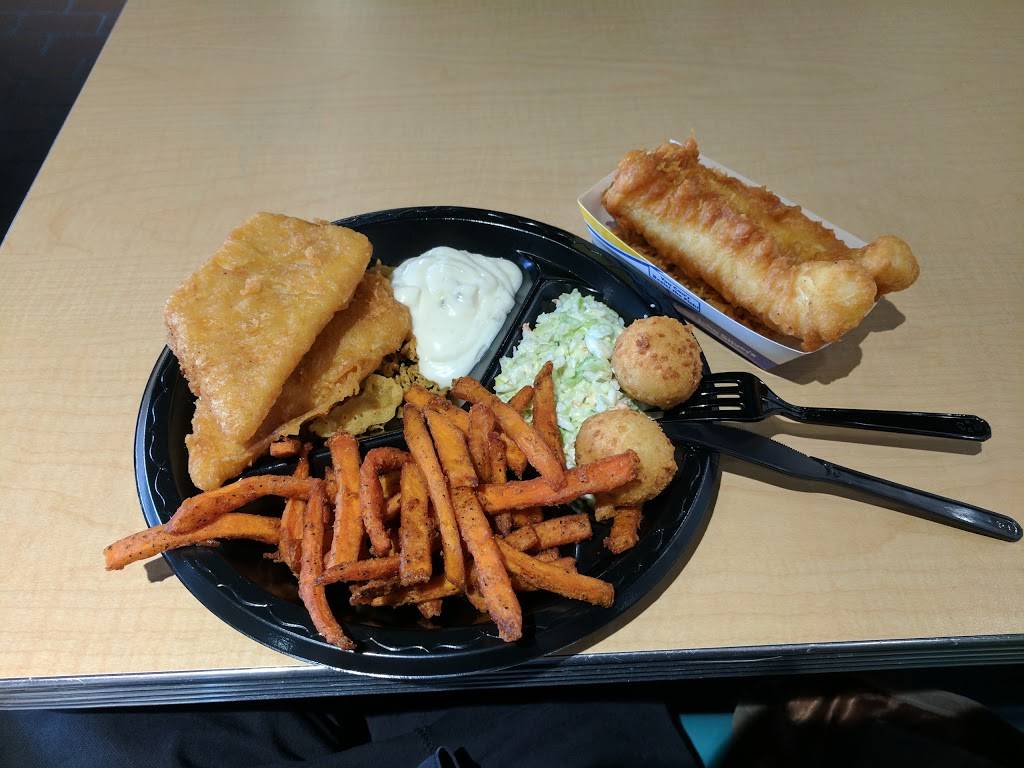 Long John Silvers | restaurant | 1801 N Knoxville Ave, Peoria, IL 61603, USA | 3096810501 OR +1 309-681-0501