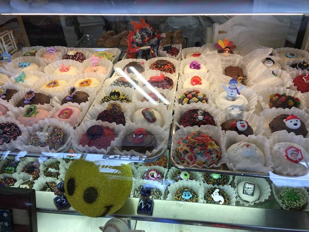 Doughboys Donuts | bakery | 11559 E 63rd St, Raytown, MO 64133, USA | 8163580840 OR +1 816-358-0840