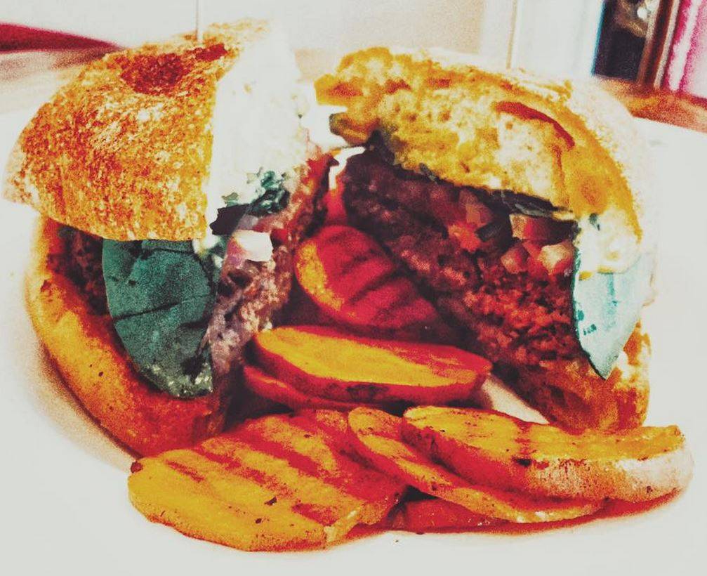 Gravitè | cafe | 9107 Sunset Blvd, West Hollywood, CA 90069, USA | 3102471112 OR +1 310-247-1112