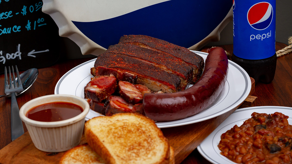 Mikes BBQ House | restaurant | 5442 Cliff Gookin Blvd, Tupelo, MS 38801, USA | 6622693303 OR +1 662-269-3303
