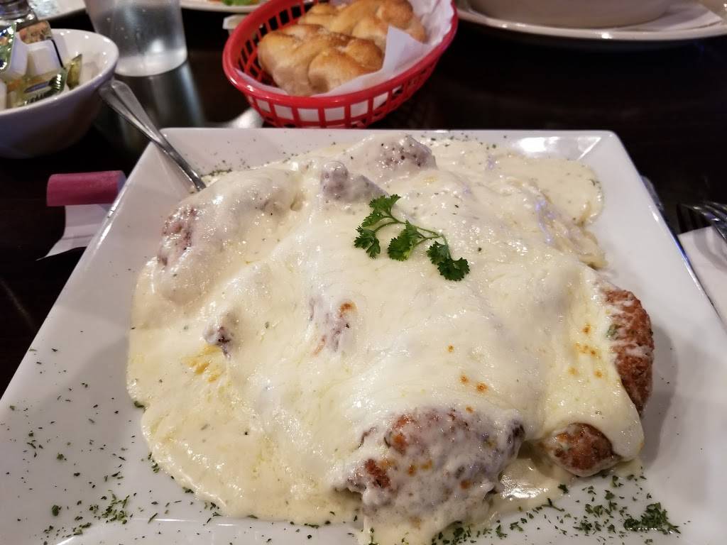 Roma Italian Restaurant | restaurant | 605 Fort Crook Rd N, Bellevue, NE 68005, USA | 4029165820 OR +1 402-916-5820