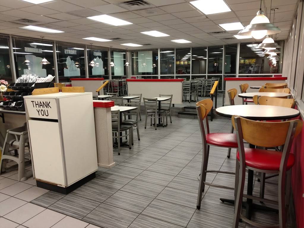 Krystal | restaurant | 2420 SW College Rd, Ocala, FL 34474, USA | 3528739785 OR +1 352-873-9785