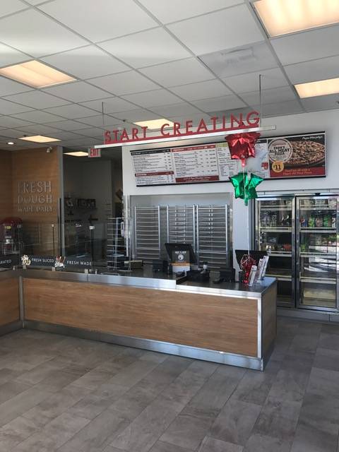 Papa Murphys Take N Bake Pizza | meal takeaway | 8785 Center Pkwy b320, Sacramento, CA 95823, USA | 9166678314 OR +1 916-667-8314