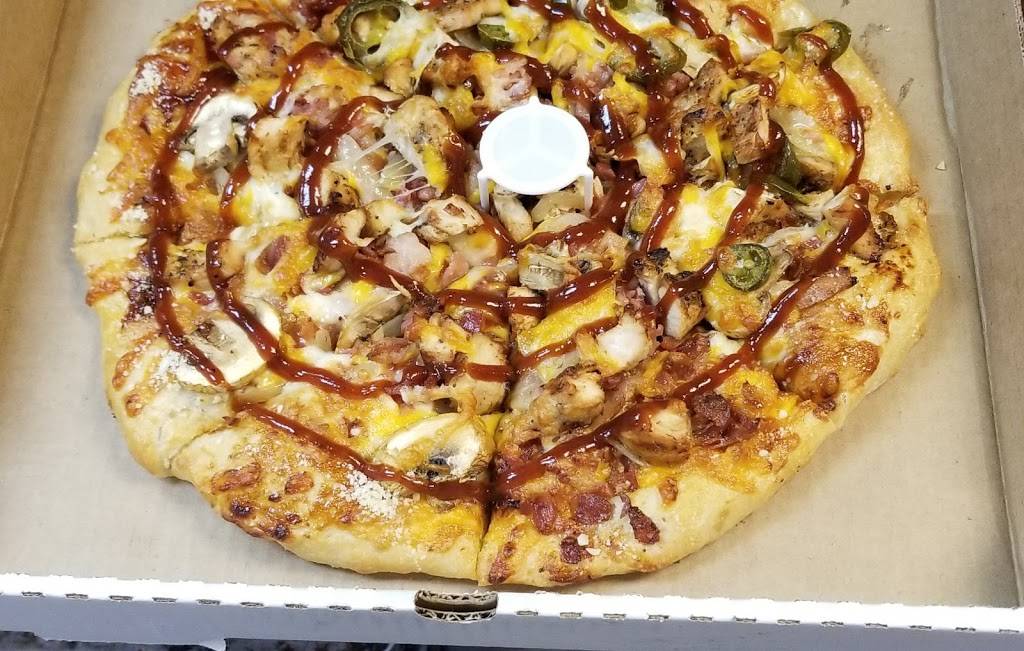 The Beach Tiki Bar & Boil | restaurant | 142 E Walled Lake Dr, Walled Lake, MI 48390, USA | 2486693322 OR +1 248-669-3322