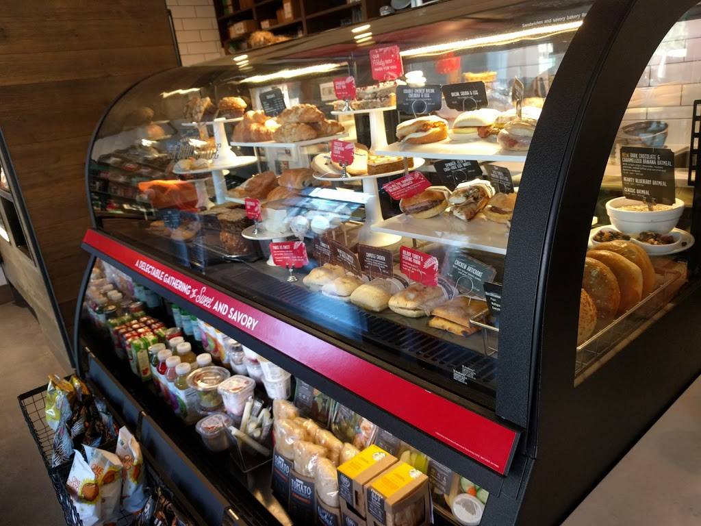 Starbucks | cafe | 1375 3rd St, San Francisco, CA 94158, USA | 4155354083 OR +1 415-535-4083