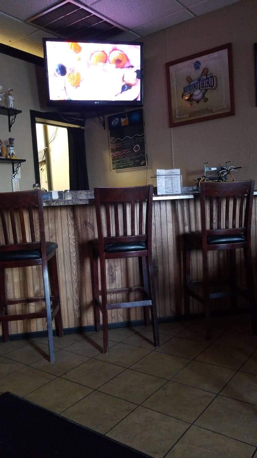 Rounding Third Pizzeria | restaurant | 7119 S 76th St, Franklin, WI 53132, USA | 4144279595 OR +1 414-427-9595