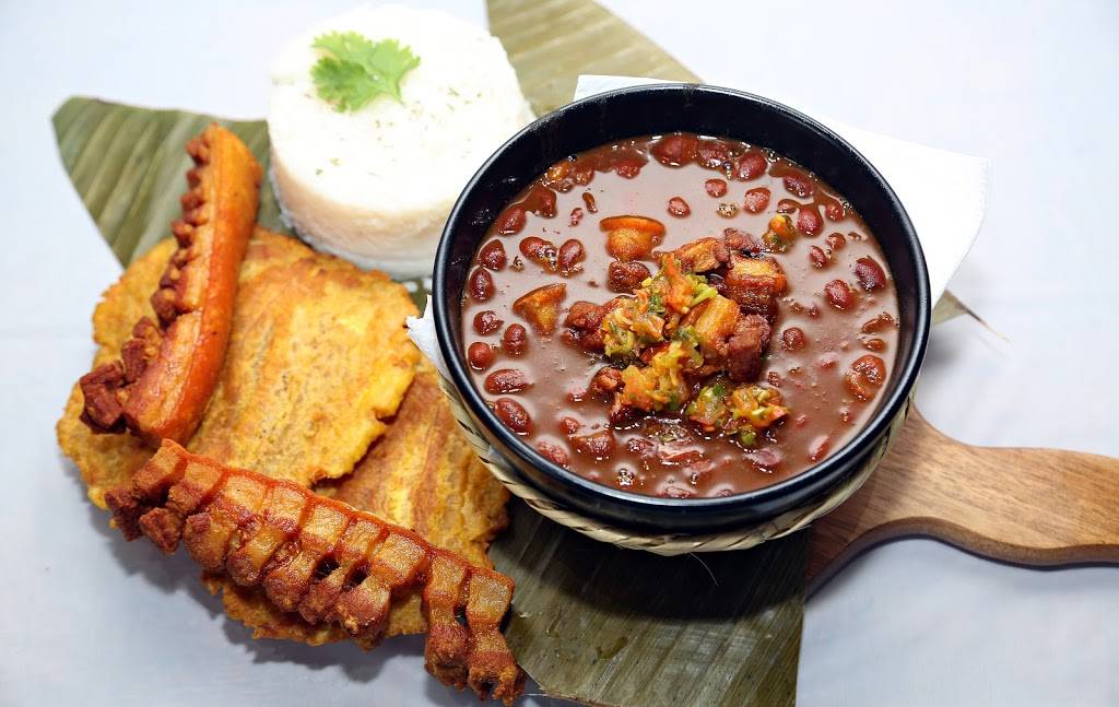 El Arepazo Colombian Food | restaurant | 8626 Roosevelt Ave, Jackson Heights, NY 11372, USA | 3477386579 OR +1 347-738-6579